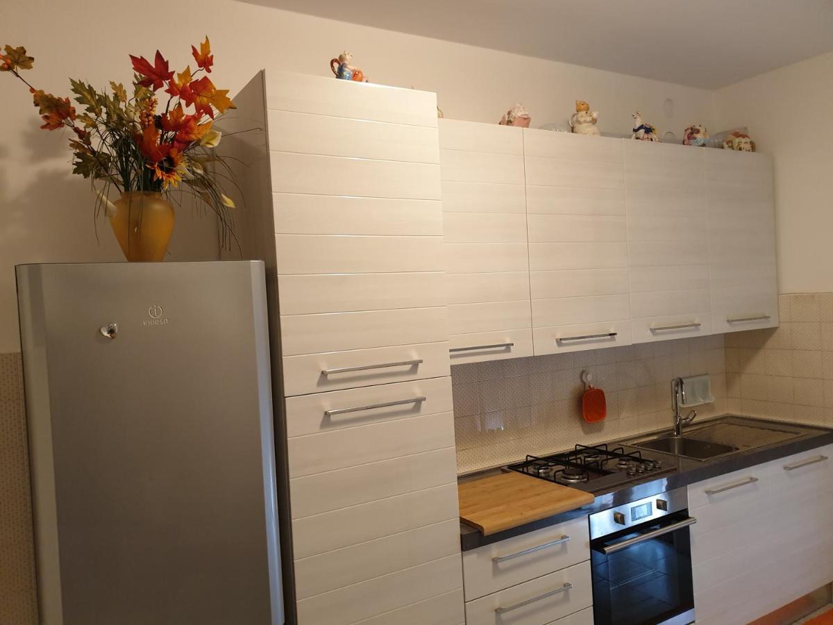 Tranquillita E Cordialita A 30 Minuti Da Milano Appartement Busto Arsizio Buitenkant foto